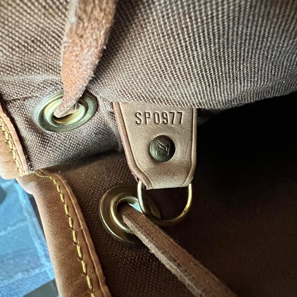 Mini Lv Backpack 100% Authentic. Leather Canvas I… - image 5